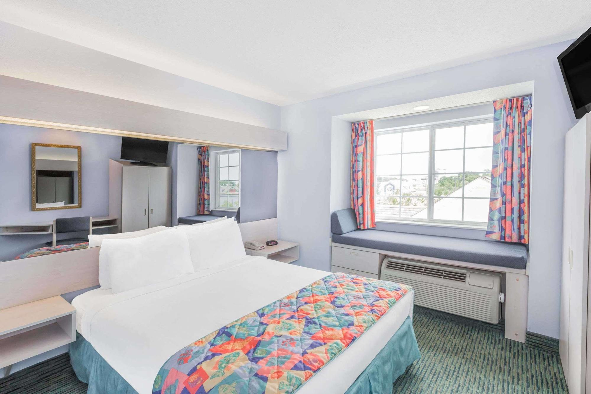 Microtel Inn & Suites By Wyndham Carolina Beach Eksteriør billede